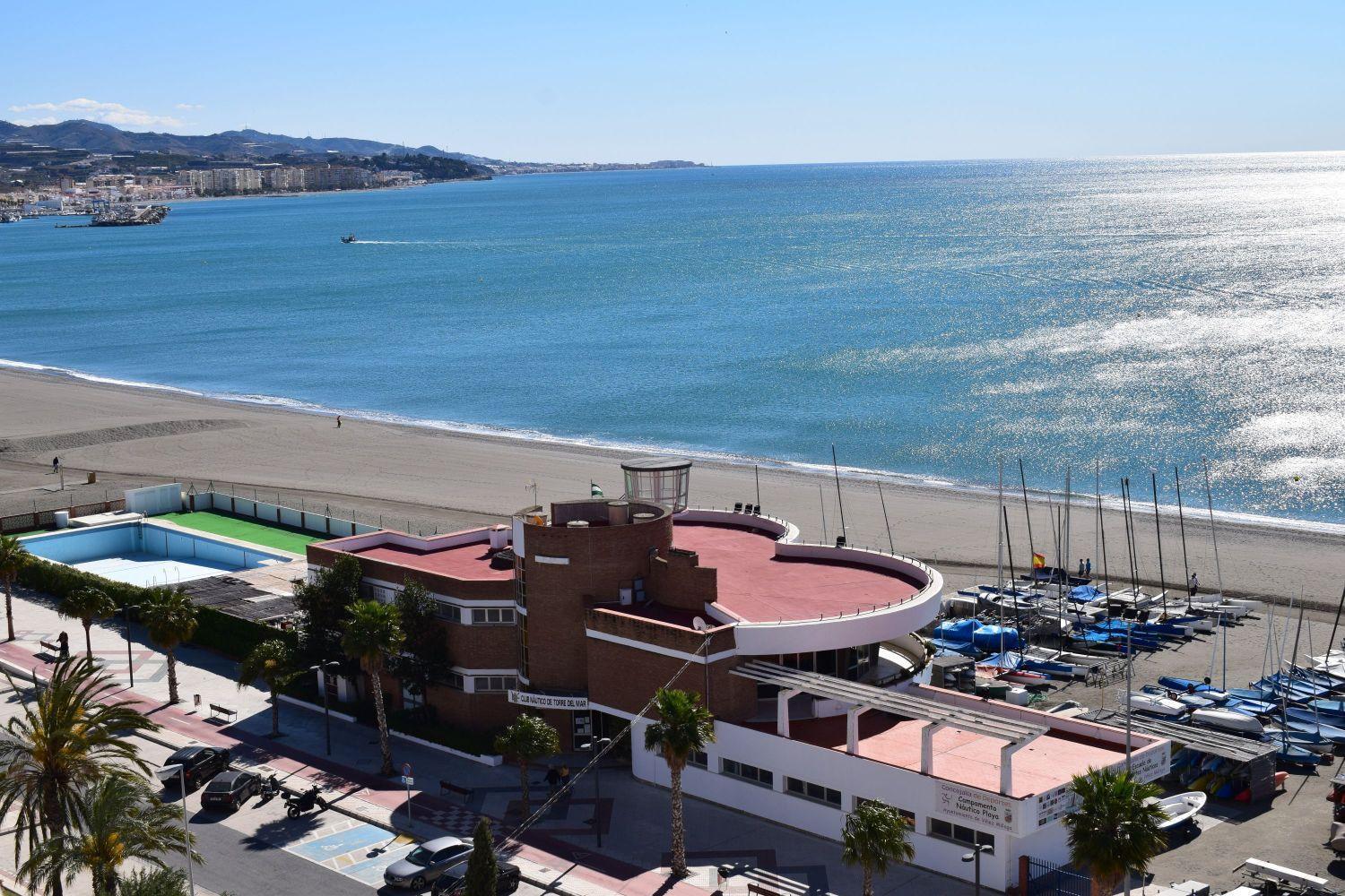 Primera Linea De Playa - Zona Club Nautico Torre Del Mar Zewnętrze zdjęcie